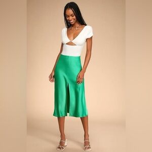 Lulu’s M Praiseworthy Perspective Satin Midi Skirt